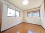 今からここを誰のお部屋にしようか、そんな洋室。
