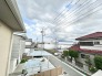閑静な住宅地で、小さなお子様がいるご家族にも安心。
