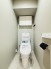 新しくお住まいになる方のことを考えて、トイレも新品に交換しました。
