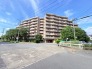 ＪＲ宇都宮線「東大宮」駅東口徒歩３分、提携駐車場もあります。エステート白馬東大宮店までお気軽にお問い合わせください。
