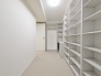 今からここを誰のお部屋にしようか、そんな洋室。
