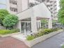 ゴミのないスッキリとしたエントランスです。
