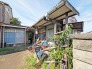 古家が建っていますが、更地渡しです。