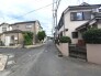 閑静な住宅地で、小さなお子様がいるご家族にも安心。
