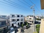 車の通りも少ない閑静な住宅地。子育てにも、第二の人生にも。
