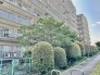 ゆとりの広さを確保したバルコニー。お布団を干すのも、この広さならラクラク。
