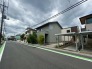 閑静な住宅地で、小さなお子様がいるご家族にも安心。
