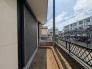 小さなお庭はメンテナンスが楽でちょうど良いかも知れませんね。
