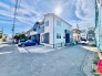 車通りの少ない閑静な住宅地、のびのびした子育てに適します。
