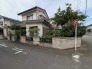 角地につき、開放感に恵まれる住居がここに。
