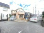 車通りの少ない閑静な住宅地、のびのびした子育てに適します。
