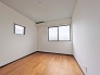 今からここを誰のお部屋にしようか、そんな洋室。
