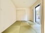 リビングと一体のように使える和室。キッチンからもよく見えます。
