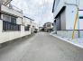 閑静な住宅地で、小さなお子様がいるご家族にも安心。
