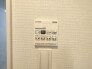 バスユニット１坪タイプ、浴室乾燥機、手すり付き。
