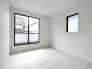 新築の木の匂いのする室内。写真では伝わらないので、ぜひ現地でお確かめください。
