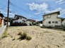 車の通りも少ない閑静な住宅地。子育てにも、第二の人生にも。
