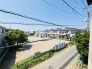 車の通りも少ない閑静な住宅地。子育てにも、第二の人生にも。
