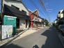 閑静な住宅地で、小さなお子様がいるご家族にも安心。
