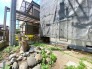 季節のお花を少し楽しむくらいなら、このお庭で十分かも。
