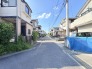 前面道路。