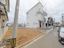 幅員こそやや狭くても、その分交通量が少なくて安心。