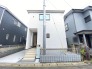 車通りの少ない閑静な住宅地、のびのびした子育てに適します。
