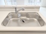キッチンシンクには、いつでも綺麗なお水を利用できる「浄水機能付き水栓」を装備！