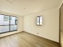A号棟 2面採光を確保した明るい室内は、爽やかな風を感じる居心地の良い空間です。
 2026/01/29m