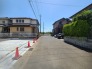 戸建てが立ち並ぶ静かな住宅街。四季折々の移り変わりを感じながら自然と楽しみ、暮らす、そんな毎日を日々の中で感じられる住環境
