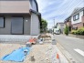 戸建てならではのお庭スペース。BBQやガーデニング、お子様のプールなど、、、、様々な楽しみ方ができるプライベート空間。ご家族皆さままで思いっきりお楽しみください。
