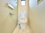 1.2階にそれぞれトレイがございます。朝の混雑時に分散して利用できるほか、ゲスト用としても使い分けることもできます。
