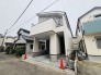 戸建てが立ち並ぶ静かな住宅街。四季折々の移り変わりを感じながら自然と楽しみ、暮らす、そんな毎日を日々の中で感じられる住環境
