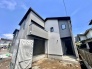 2号棟 戸建てが立ち並ぶ静かな住宅街。四季折々の移り変わりを感じながら自然と楽しみ、暮らす、そんな毎日を日々の中で感じられる住環境
