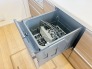 家事時間を短縮できる食洗機付き、毎日の負担を減らしてお料理を楽しめる嬉しい設備です。
