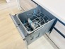 家事時間を短縮できる食洗器付き、毎日の負担を減らしてお料理を楽しめる嬉しい設備です。

