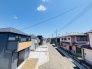 窓から眺める風景は一日の疲れを癒すヒーリングを奏でる、心地の良い時間を演出してくれます。室内も重要ですが、周りの環境もマイホーム選びの大事なポイント
