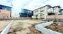 2号棟 戸建てが立ち並ぶ静かな住宅街。四季折々の移り変わりを感じながら自然と楽しみ、暮らす、そんな毎日を日々の中で感じられる住環境
