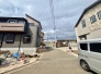 戸建てが立ち並ぶ静かな住宅街。四季折々の移り変わりを感じながら自然と楽しみ、暮らす、そんな毎日を日々の中で感じられる住環境
 30m