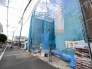 穏やかな街並みに、新しい暮らしの気配が満ちていく。静けさの中に響く、未来への期待感
