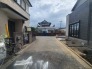 戸建てが立ち並ぶ静かな住宅街。四季折々の移り変わりを感じながら自然と楽しみ、暮らす、そんな毎日を日々の中で感じられる住環境
