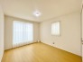窓から眺める風景は一日の疲れを癒すヒーリングを奏でる、心地の良い時間を演出してくれます。室内も重要ですが、周りの環境もマイホーム選びの大事なポイント

