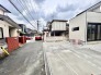 戸建てが立ち並ぶ静かな住宅街。四季折々の移り変わりを感じながら自然と楽しみ、暮らす、そんな毎日を日々の中で感じられる住環境
