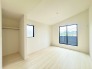 窓から眺める風景は一日の疲れを癒すヒーリングを奏でる、心地の良い時間を演出してくれます。室内も重要ですが、周りの環境もマイホーム選びの大事なポイント
