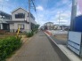 戸建てが立ち並ぶ静かな住宅街。四季折々の移り変わりを感じながら自然と楽しみ、暮らす、そんな毎日を日々の中で感じられる住環境
