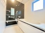 2号棟 1日の疲れを取るゆとりある浴室です。
 2026/06/05m