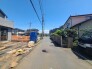 戸建てが立ち並ぶ静かな住宅街。四季折々の移り変わりを感じながら自然と楽しみ、暮らす、そんな毎日を日々の中で感じられる住環境
