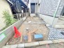 カースペースは1台駐車できます。車庫の出し入れのしやすさなど、実際に現地にてご確認ください。
