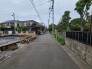 戸建てが立ち並ぶ静かな住宅街。四季折々の移り変わりを感じながら自然と楽しみ、暮らす、そんな毎日を日々の中で感じられる住環境
