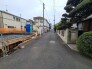 1号棟 戸建てが立ち並ぶ静かな住宅街。四季折々の移り変わりを感じながら自然と楽しみ、暮らす、そんな毎日を日々の中で感じられる住環境
